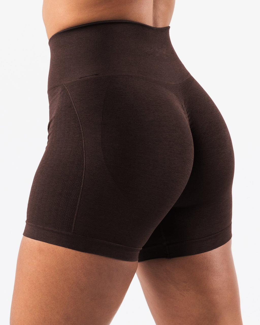 Kinetiv Women's Seamless Jacquard 3/4 Shorts - Textured Gym Shorts
